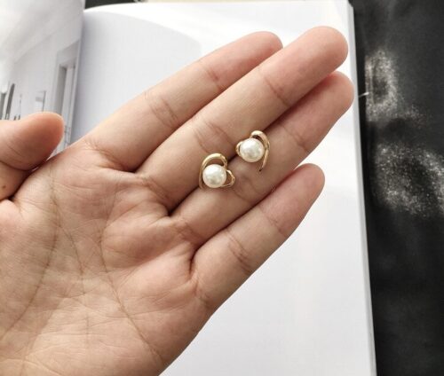 Pearl of Heart Stud Earrings - Image 6