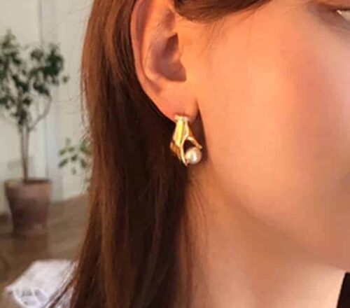 Hands Full | Hand of Pearl Earrings - Image 5