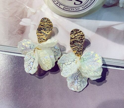 Coral Glass Earrings - Image 3