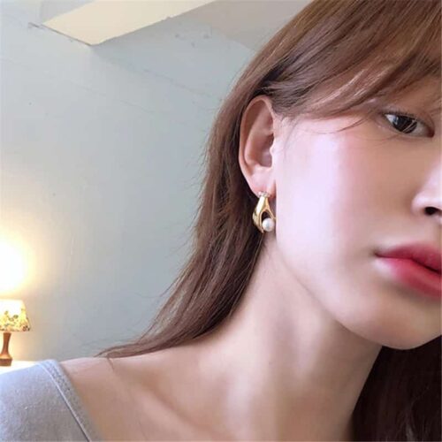 Hands Full | Hand of Pearl Earrings - Image 6