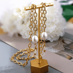 Pearl Necklace Strap for Eyeglass Holder or Mask