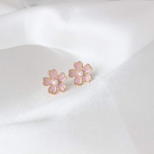 Pretty In PInk Pearl Flower Stud Earrings - Image 2