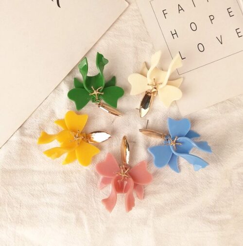 Milan Meets Miami Modern Bowtie Acrylic Earrings - Image 9