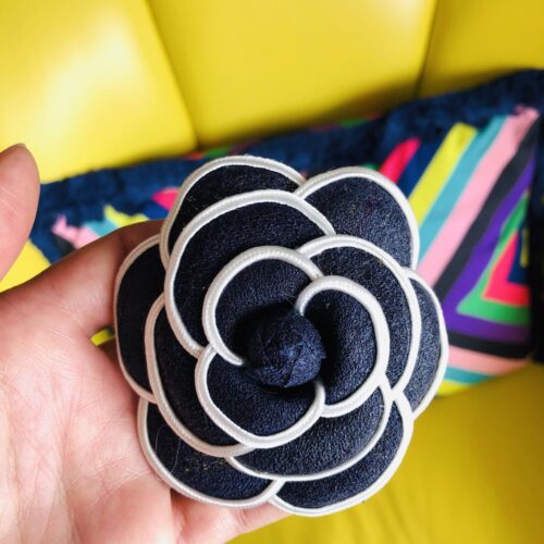 Beautiful Black & White 12-Petal Camellia Brooch Pin French Stitched Hair Clip - Image 5