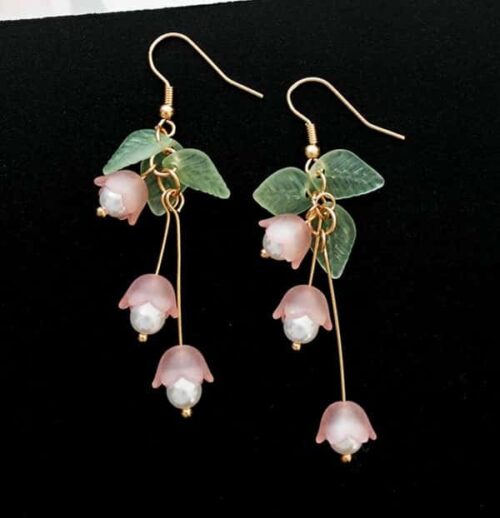 Delicate Glass & Pearl Lily Flower Earring