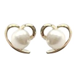 Pearl of Heart Stud Earrings