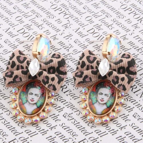 Frida Kahlo Earrings With Leopard Bow - Image 2