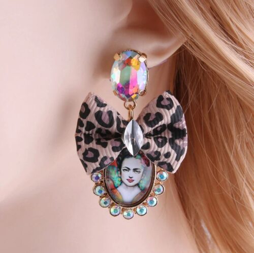 Frida Kahlo Earrings With Leopard Bow - Image 3