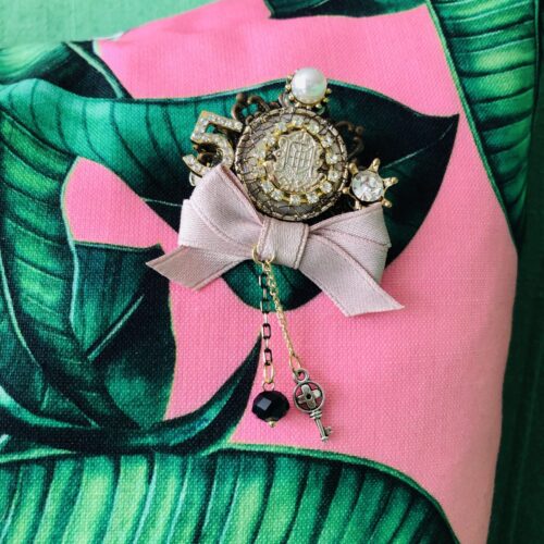 No. 5 Brooch With Bow Tie w/ Rhinestones - Image 2