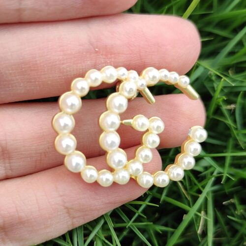 Luxury Pearl Double G Pierced Earring Stud - Image 4