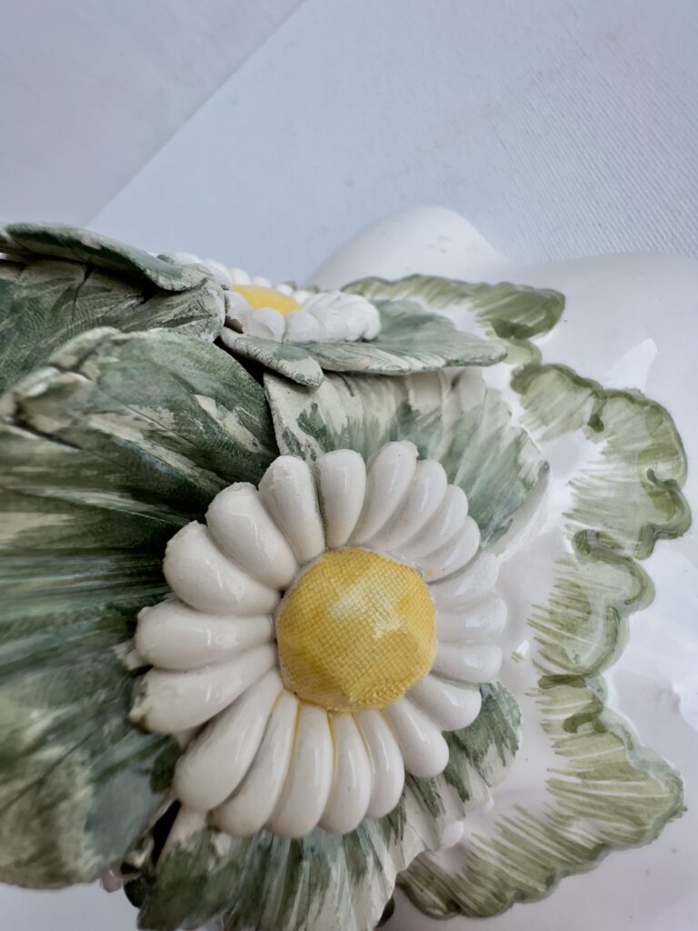 Italy Ceramic.Daisy..Flower2